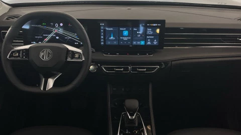 MG HS 1.5T PLUG IN HYBRID LUXURY