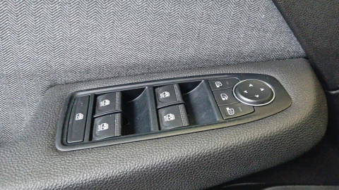 Renault Clio Techno E-Tech full hybrid 145 (103kw)