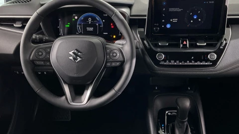 Suzuki Swace 1.8 GLE Hybrid