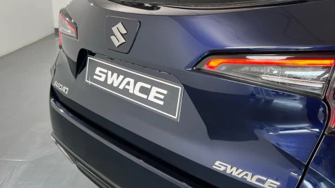 Suzuki Swace 1.8 GLE Hybrid