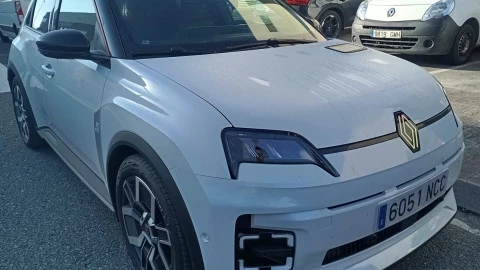 Renault 5 E-Tech Techno 90kW (120CV) Autonomía Urbana