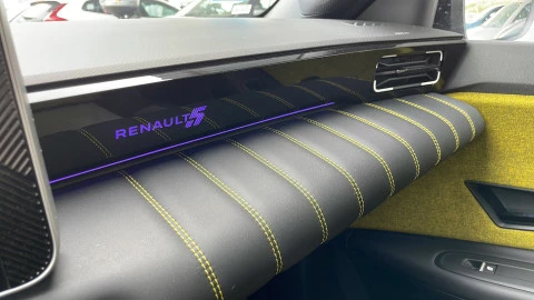 Renault 5 E-Tech R5 Iconic cinq autonomia confort 110 kW