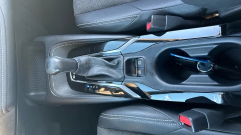 Toyota Corolla 2.0 180H STYLE E-CVT TOURING SPORT