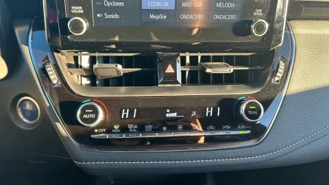 Toyota Corolla 2.0 180H STYLE E-CVT TOURING SPORT