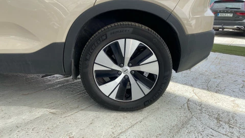 Volvo XC40 2.0 B3 G Core Auto