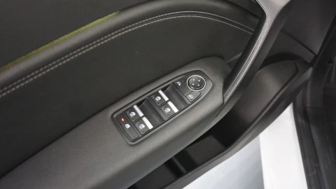 Renault Captur techno TCe 103 kW (140CV) GPF