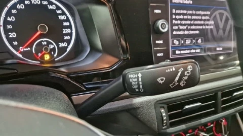 Volkswagen Polo Advance 1.0 59kW (80CV)