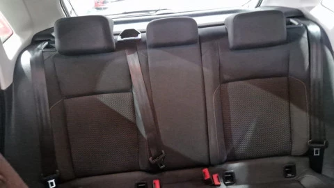 Volkswagen Polo Advance 1.0 59kW (80CV)