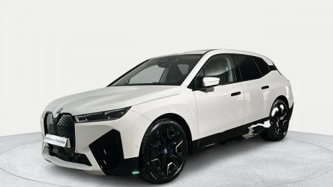 BMW iX xDrive40
