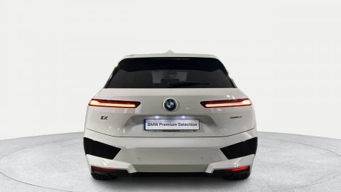 BMW iX xDrive40