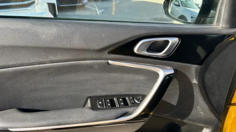 Kia XCeed 1.6 GDi PHEV 104kW (141CV) eMotion