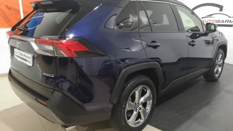 Toyota Rav4 2.5l 220H Advance
