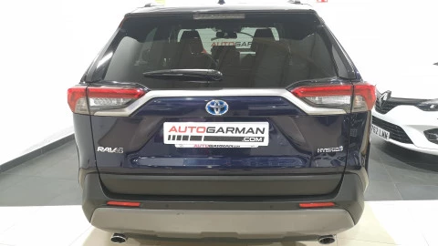 Toyota Rav4 2.5l 220H Advance