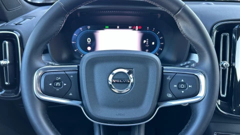 Volvo XC40 2.0 B3 G Core Auto