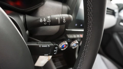 Renault Clio Evolution E-Tech full hybrid 145 (103kw)