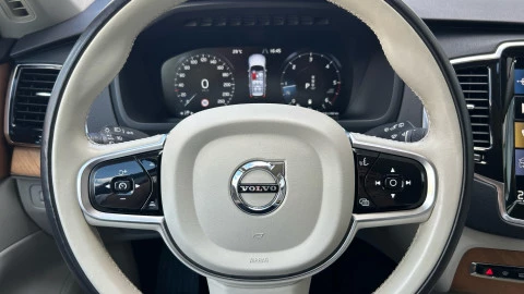 Volvo XC90 2.0 B5 D AWD Momentum Pro Auto