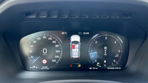 Volvo XC90 2.0 B5 D AWD Momentum Pro Auto