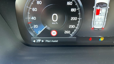 Volvo XC90 2.0 B5 D AWD Momentum Pro Auto
