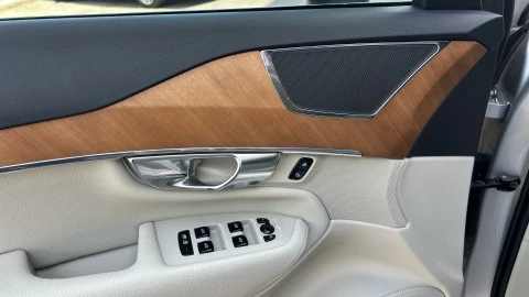 Volvo XC90 2.0 B5 D AWD Momentum Pro Auto