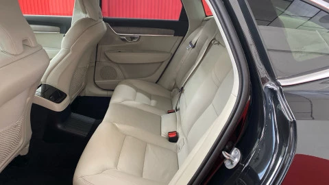 Volvo S90 2.0 T8 Twin AWD Recharge Core Bright AT