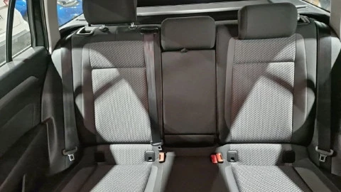 Volkswagen Passat Variant Business 2.0 TDI 110kW