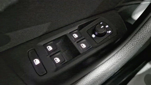 Volkswagen Passat Variant Business 2.0 TDI 110kW