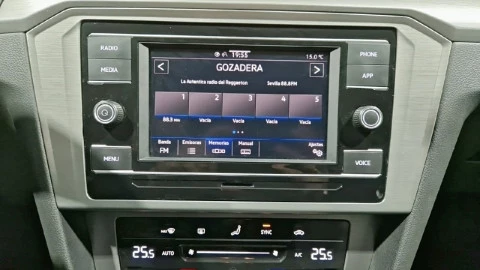 Volkswagen Passat Variant Business 2.0 TDI 110kW