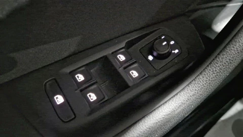 Volkswagen Passat Variant Business 2.0 TDI 110kW