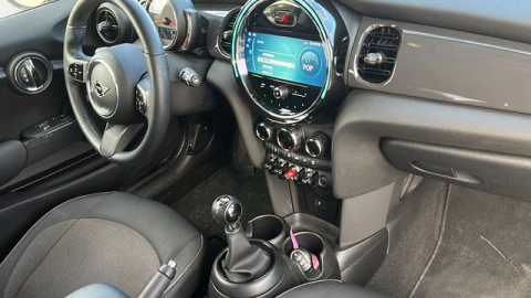 MINI ONE 5 PUERTAS