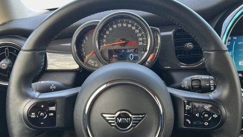 MINI ONE 5 PUERTAS