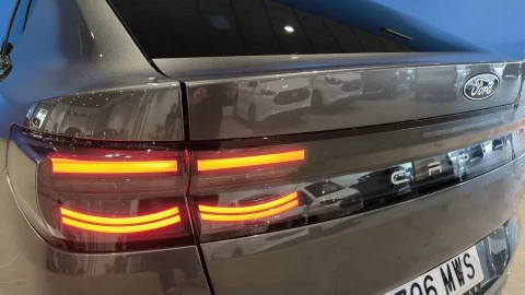 Ford Capri CX740L Premium R. Ext. RWD 77kWh 286CV