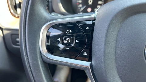 Volvo XC60 T6 Recharge Inscription AWD Auto 250 kW (340 CV)