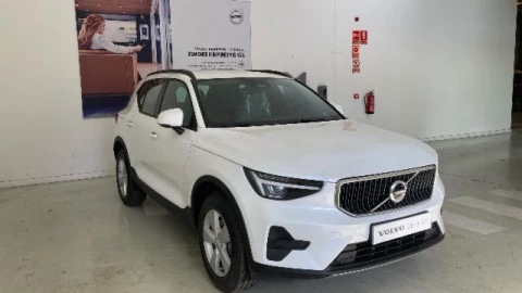 Volvo XC40 2.0 B3 G Essential Auto