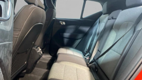 Volvo XC40 2.0 B3 G Core Auto