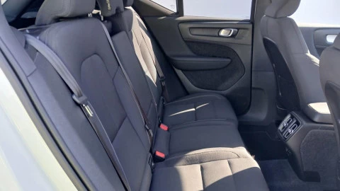 Volvo XC40 1.5 T2 Momentum Pro Auto