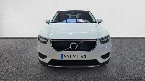 Volvo XC40 1.5 T2 Momentum Pro Auto