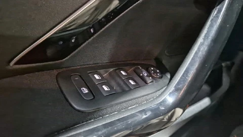 Peugeot 2008 Allure PureTech 110 S&S 6 Vel. MAN