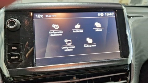 Peugeot 2008 Allure PureTech 110 S&S 6 Vel. MAN