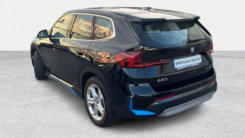 BMW iX1 xDrive30