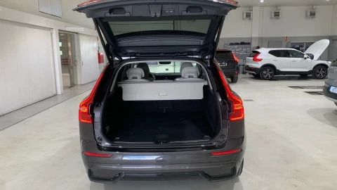Volvo XC60 2.0 T6 AWD Recharge Plus Dark Auto