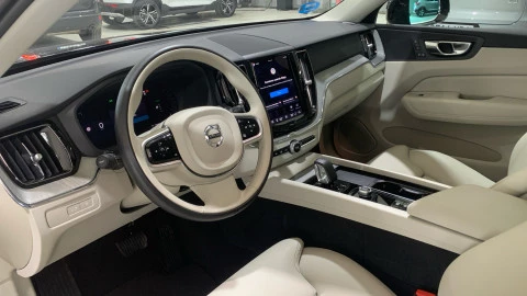 Volvo XC60 2.0 T6 AWD Recharge Plus Dark Auto