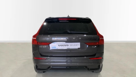 Volvo XC60 2.0 T6 AWD Recharge Plus Dark Auto