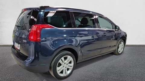 Peugeot 5008 Allure 1.6 THP 155 Automático