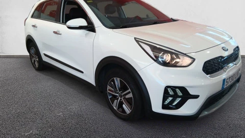 Kia Niro 1.6 GDi HEV 104kW (141CV) Drive