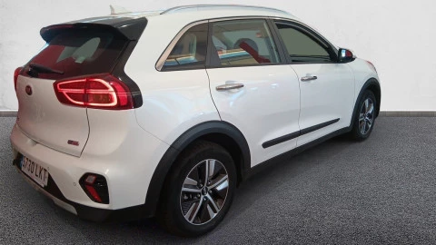 Kia Niro 1.6 GDi HEV 104kW (141CV) Drive