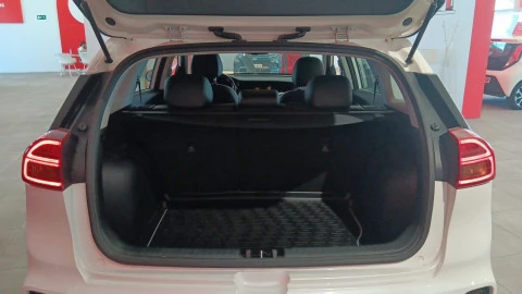 Kia Niro 1.6 GDi HEV 104kW (141CV) Drive