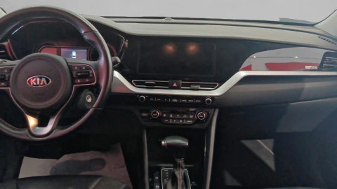Kia Niro 1.6 GDi HEV 104kW (141CV) Drive