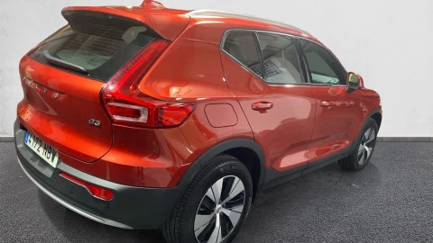Volvo XC40 2.0 B3 G Core Auto