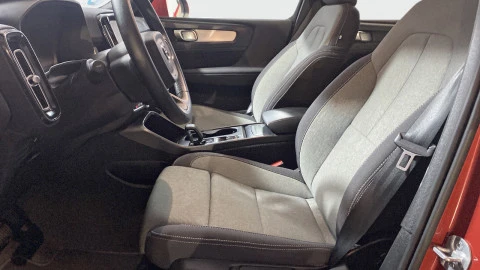 Volvo XC40 2.0 B3 G Core Auto