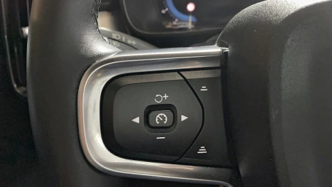 Volvo XC40 2.0 B3 G Core Auto